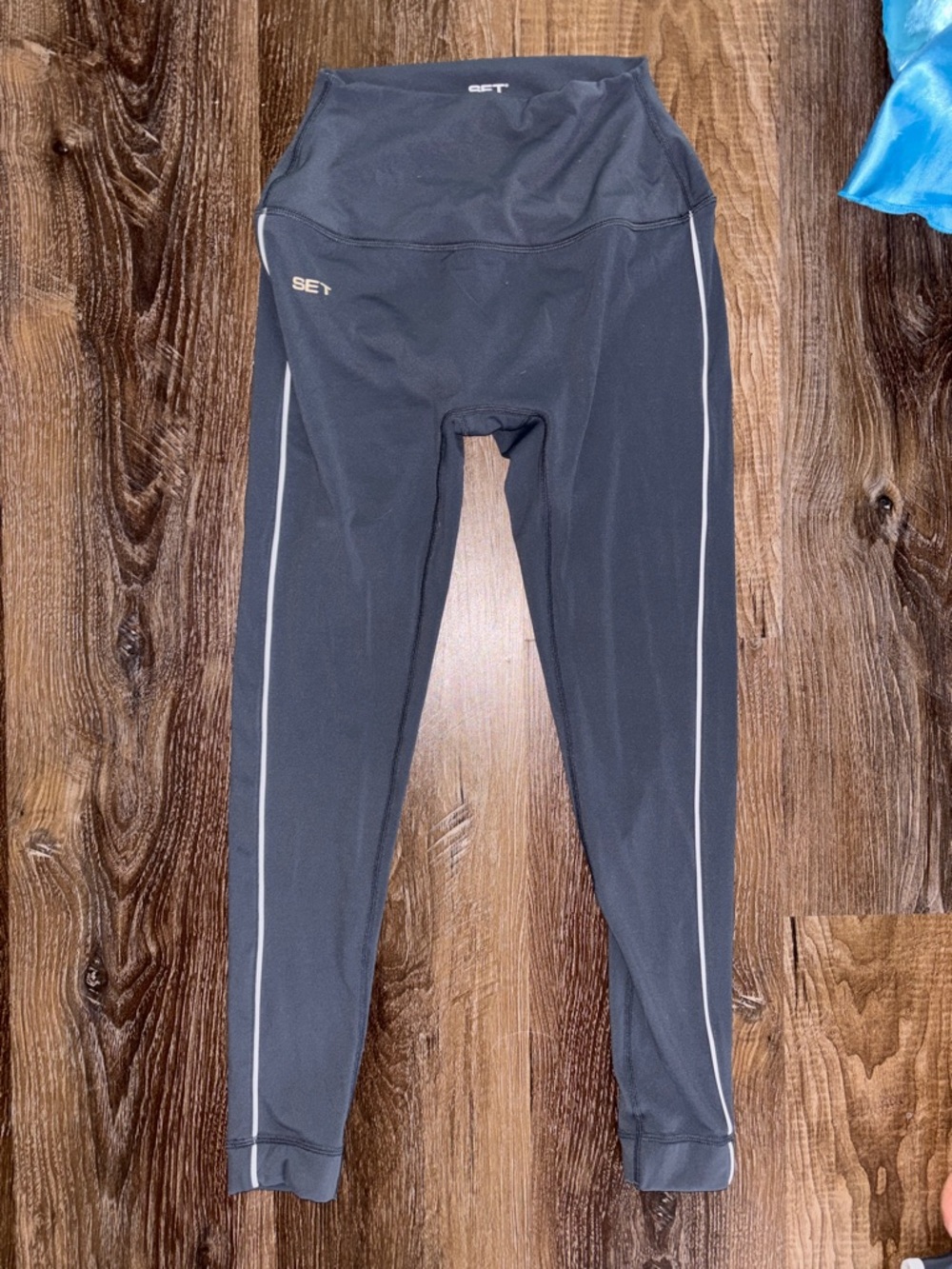 SET Gray High-Waisted Airluxe Leggings with Side Piping